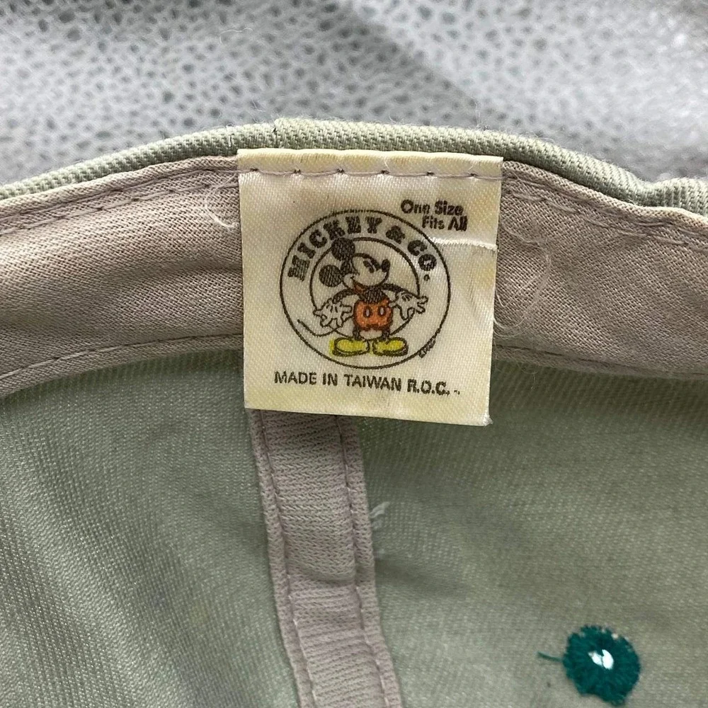 Vintage Mickey & Co Disney Hat Men Green Snapback Embroidered Spell Out Logo Cap